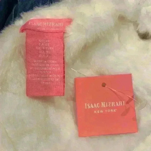 Baby Girl Isaac Mizrahi New York White Faux Fur White Vest Size 2T Fall Winter - Picture 7 of 7